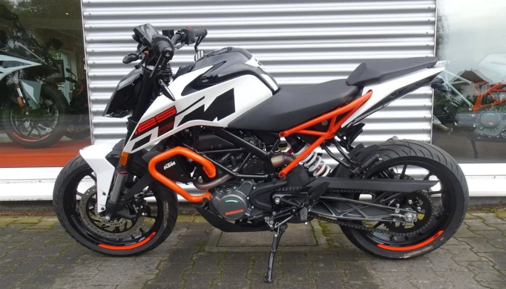 KTM Duke 125