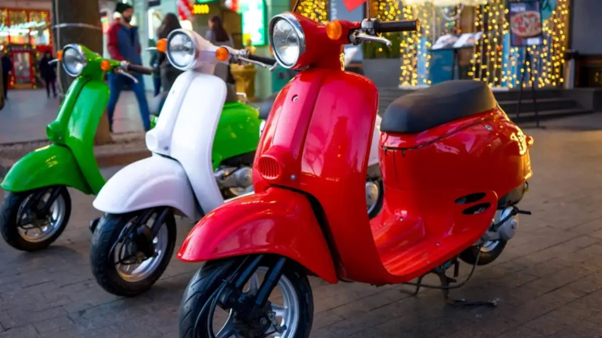 Vespa electric scooter for adults
