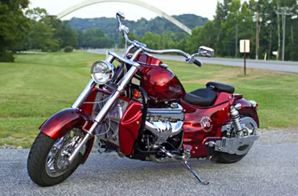 2. Boss Hoss BHC-3 502