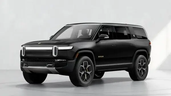 2. Rivian R1S