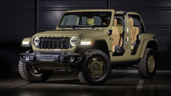 2025 Jeep Wrangler 2