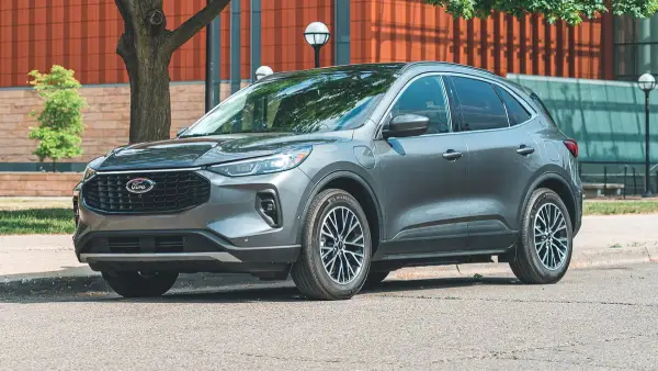 2026 Ford Escape Hybrid 2