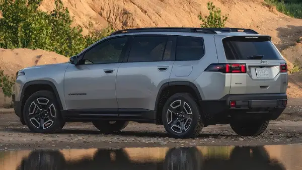 2026 Jeep Cherokee vs. 2023 1