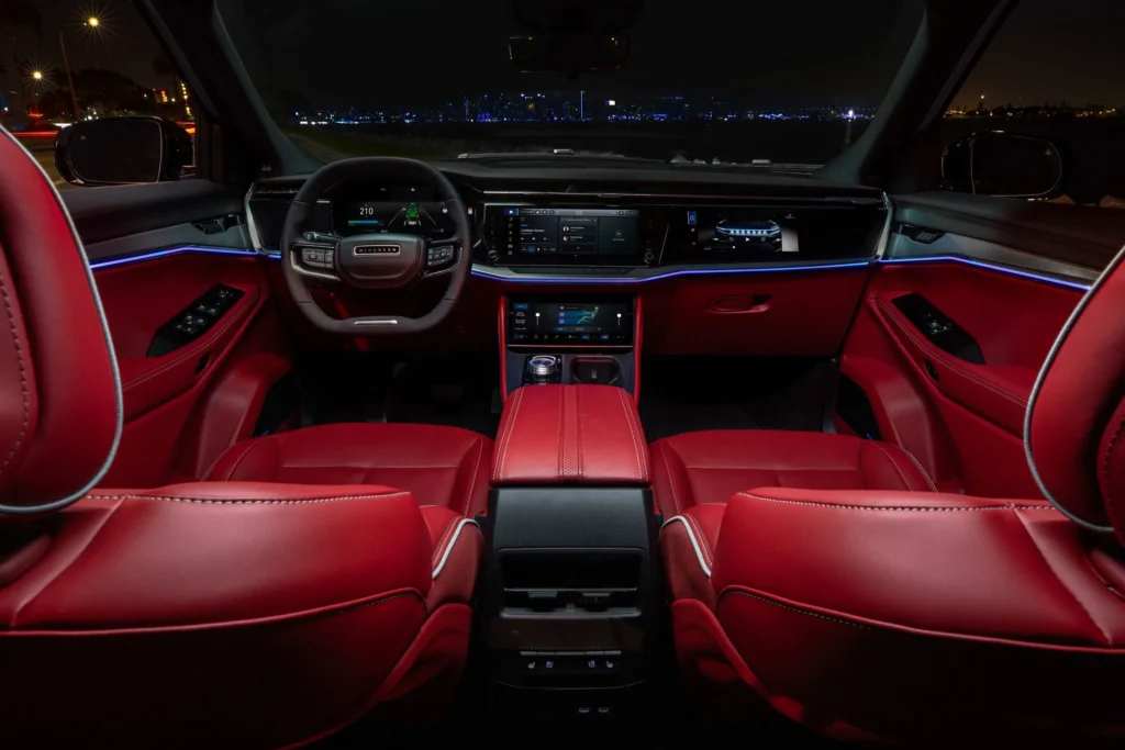 2026 Jeep Wagoneer S interioor tech