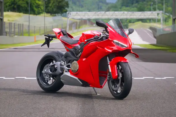 3. Ducati Panigale V4