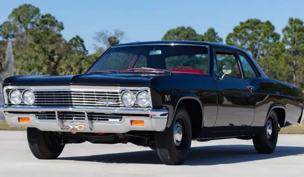 5. 1966 Chevrolet Biscayne 427