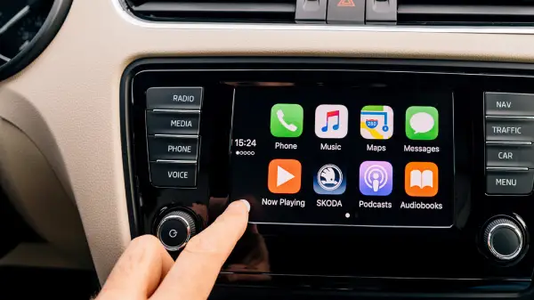 Apple CarPlay Tricks 2