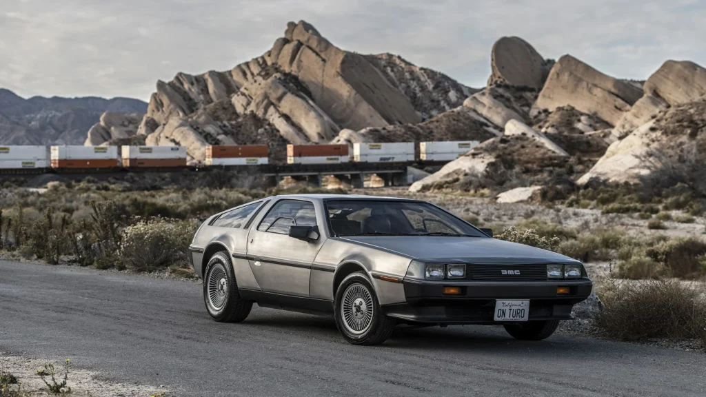 DeLorean DMC 12