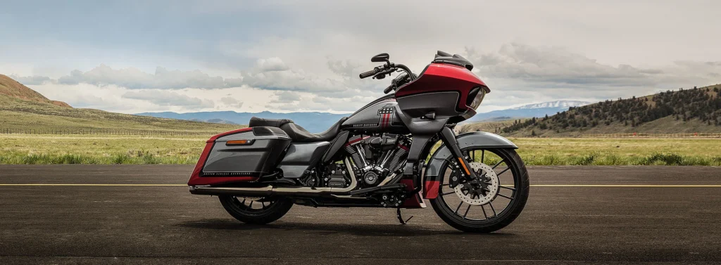 Harley-Davidson CVO road waft 2025