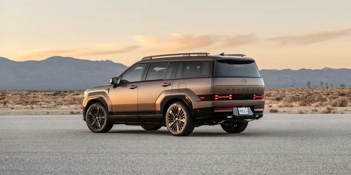 Hyundai Santa Fe Hybrid