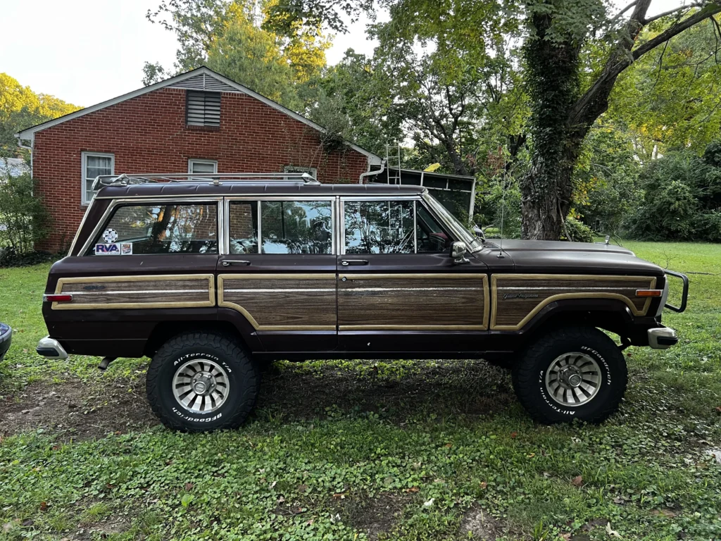 Jeep Wagoneer SJ