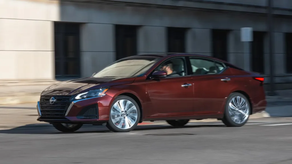 Nissan Altima