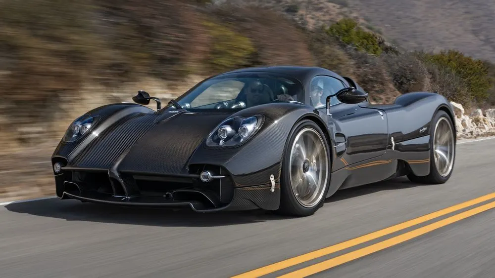 Pagani Utopia