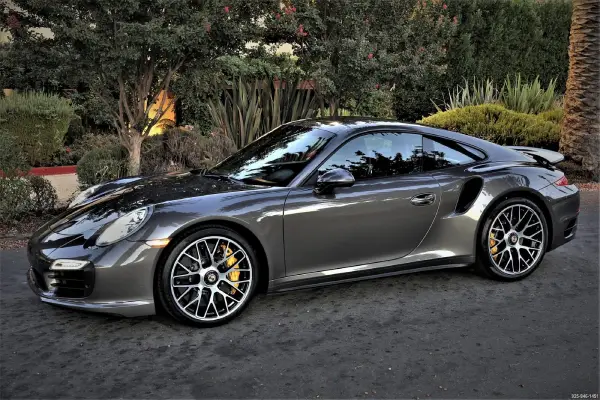 2016 Porsche 911 Turbo