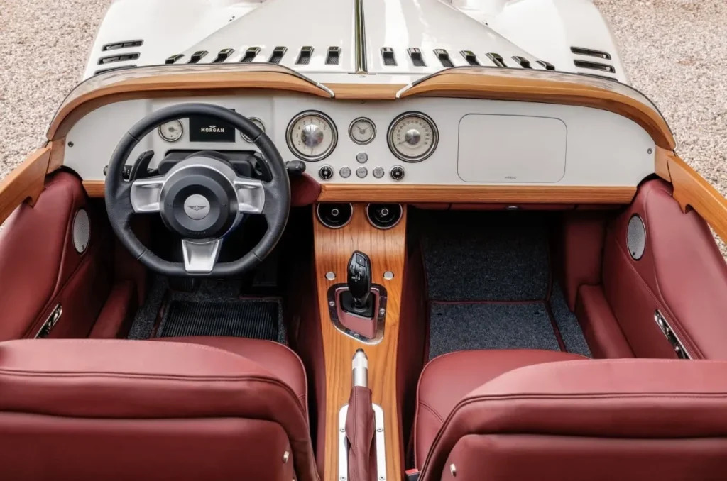 20240517011127_Morgan_Midsummer_2024_3