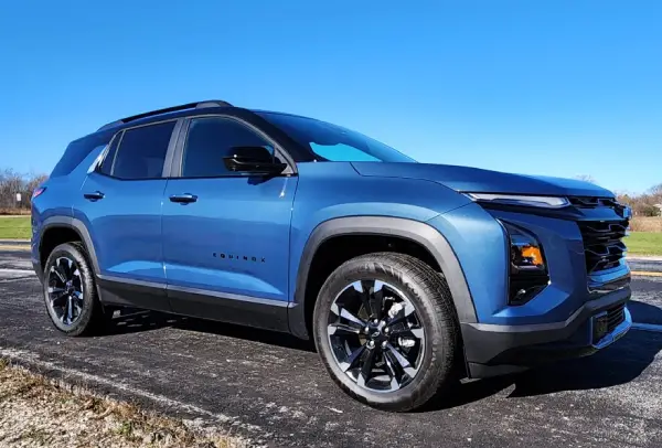 2025 Chevrolet Equinox-2