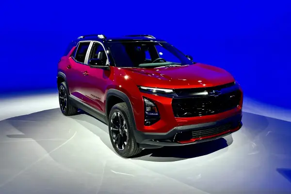 2025 Chevrolet Equinox-3