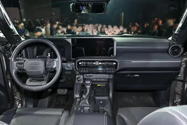 2025 Toyota Prado USA-3