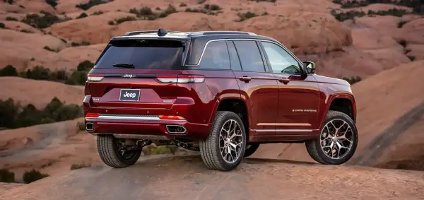 2026 Jeep Cherokee 3