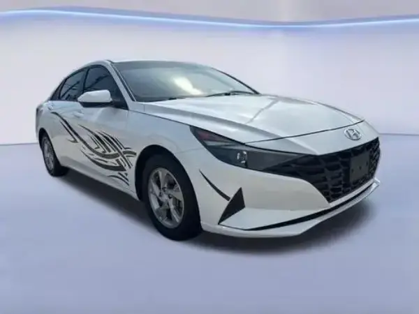 2027 Hyundai Elantra-2