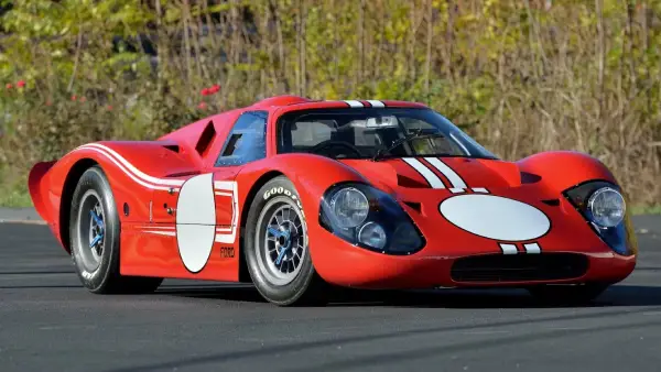 4. Ford GT40