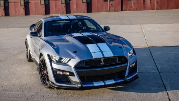 4. GT500 Ford Shelby Mustang