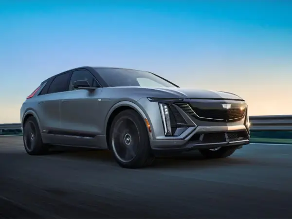 Cadillac Lyriq-V
