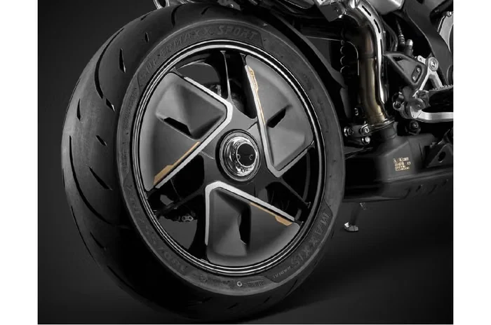 Honda WN7 rear wheel and swingarm