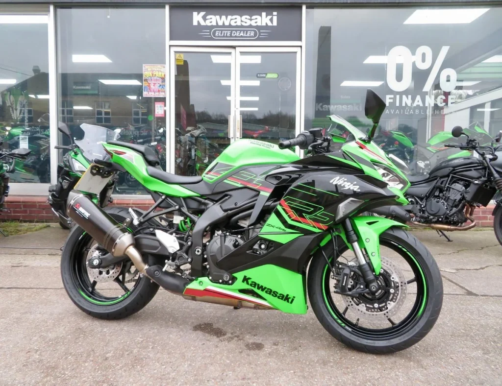 Kawasaki Ninja ZX-4RR – 130 mph