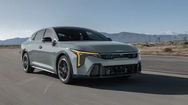 Kia K4