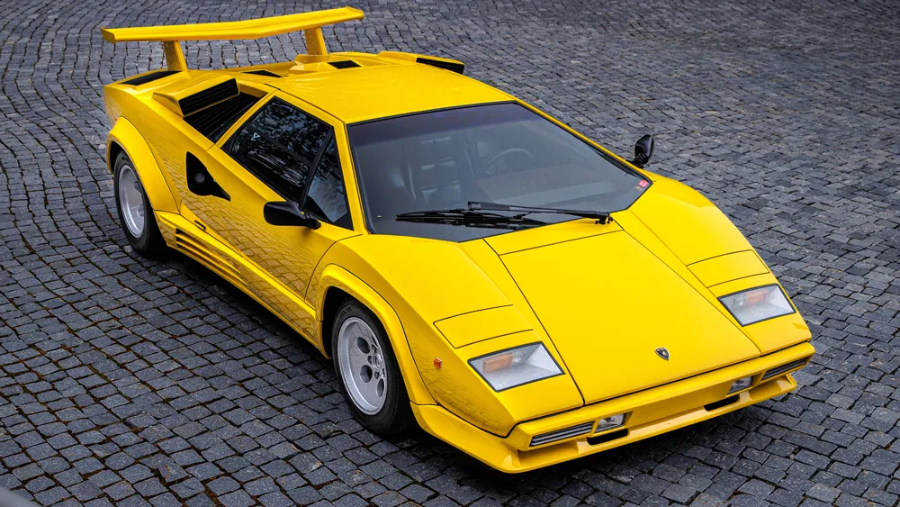Lamborghini Countach LP5000