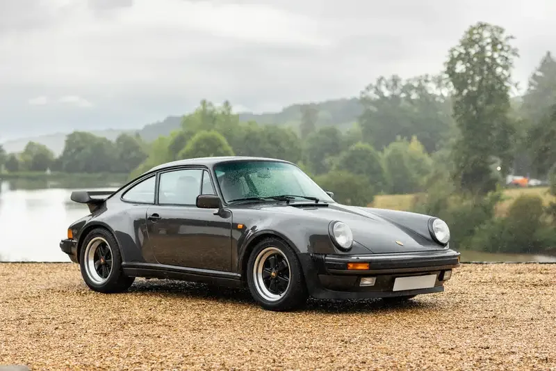 Porsche 930 911 faster Widowmaker (1975–1989)