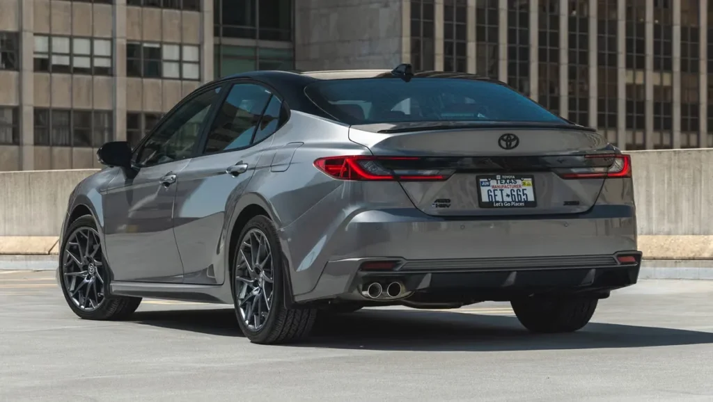 Toyota Camry Hybrid Sedan