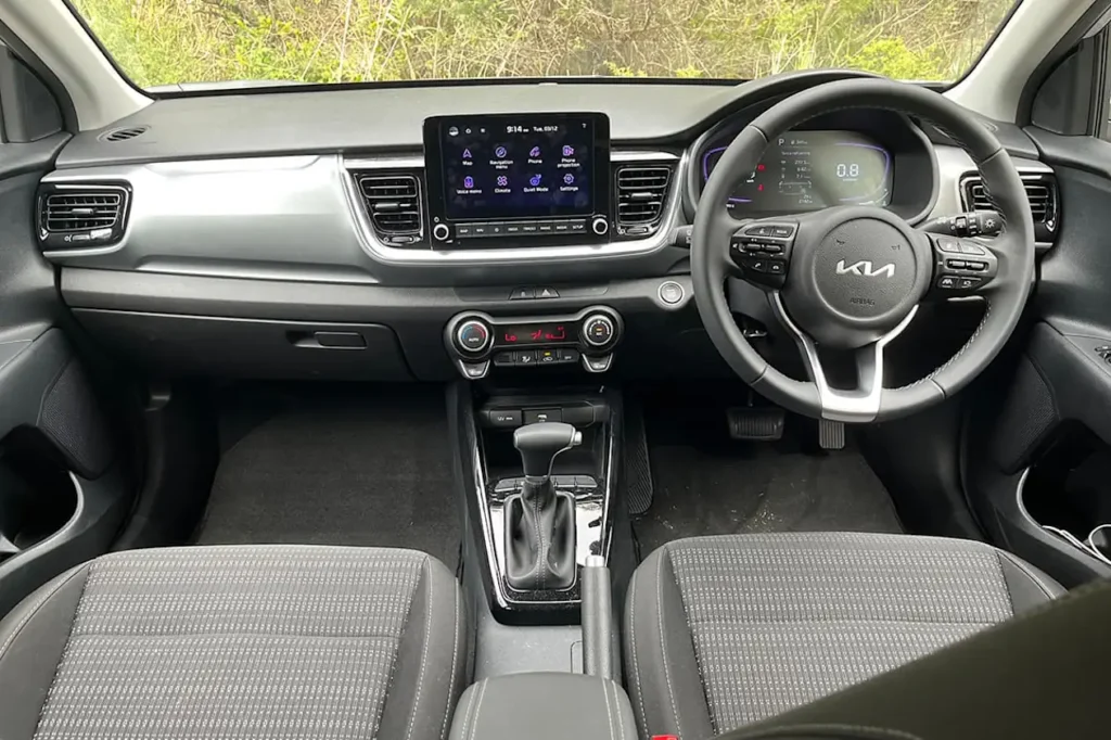 kia softnic interior