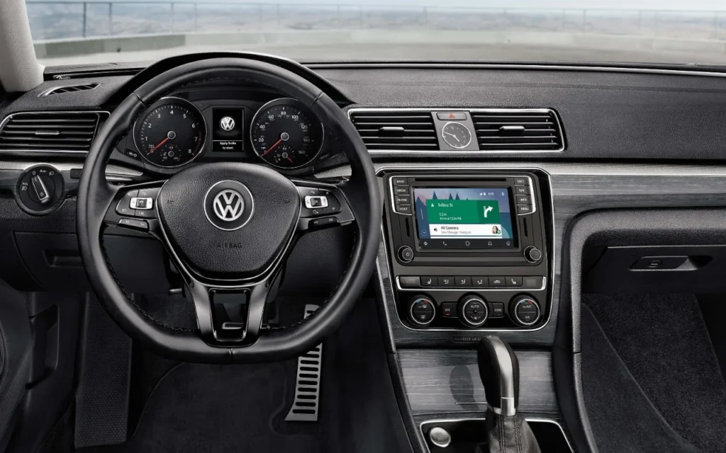 2018 VW Passat GT VR6 interior