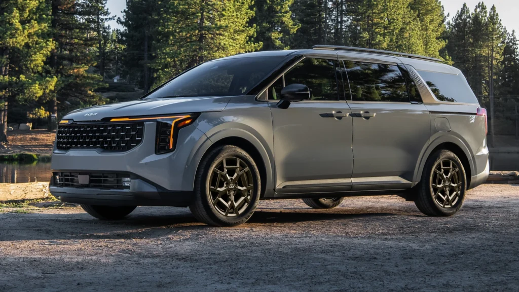 2025 Kia Carnival