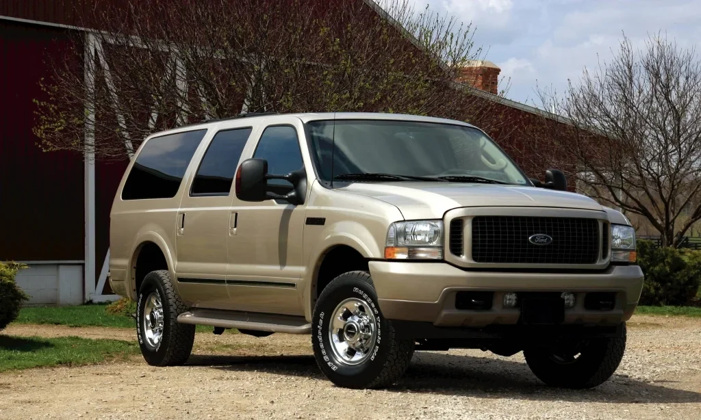 Ford Excursion (2000–2005)