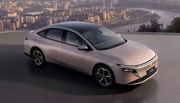 Nissan N6 Plug-In Hybrid 2025