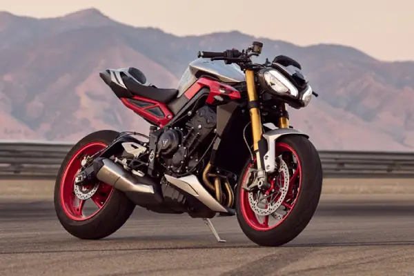 Triumph Street Triple and Moto