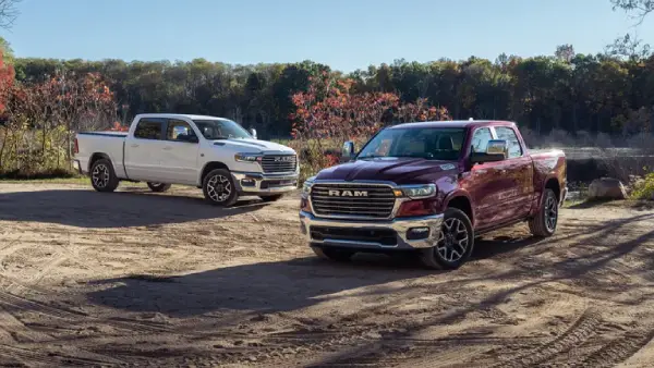 2026 Ram 1500 Hemi vs Hurricane