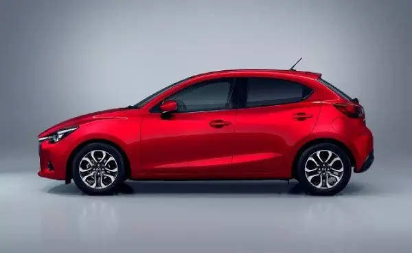 Mazda2