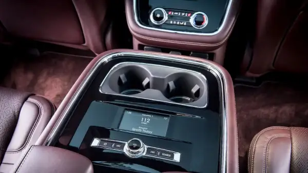 Used Lincoln Navigator Interior