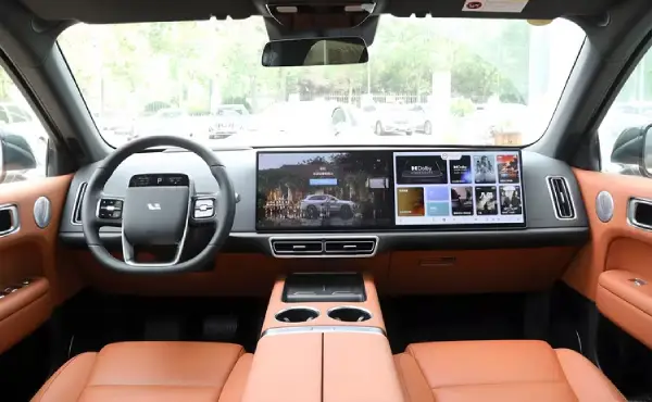 Used Luxury Hybrid interior