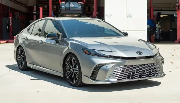 Toyota’s Hottest Hybrid of 2026 Is Flying Off Dealer Lots — And Here’s Why Everyone Wants One