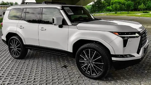 luxury Lexus GX 550