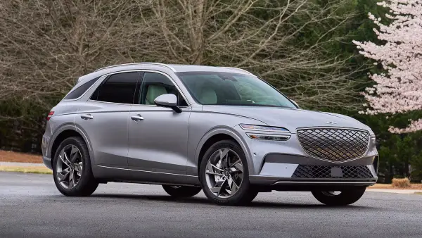 Genesis Electrified GV70