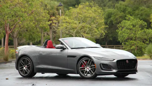 Jaguar F-Type P380
