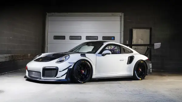Porsche 911 GT2 RS