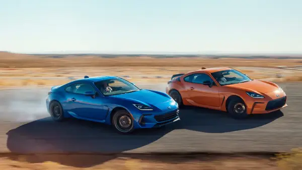 Toyota GR86 - Subaru BRZ