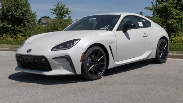 Ultra-Reliable Sports Car